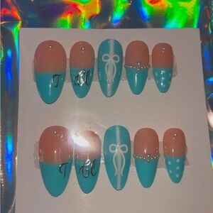 10 PC Hand Crafted T&Co Almond Nails NWT